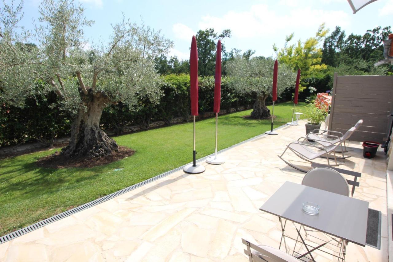 Villa Jalna Chambre, Suites Et Appartement Roquefort Les Pins Dış mekan fotoğraf