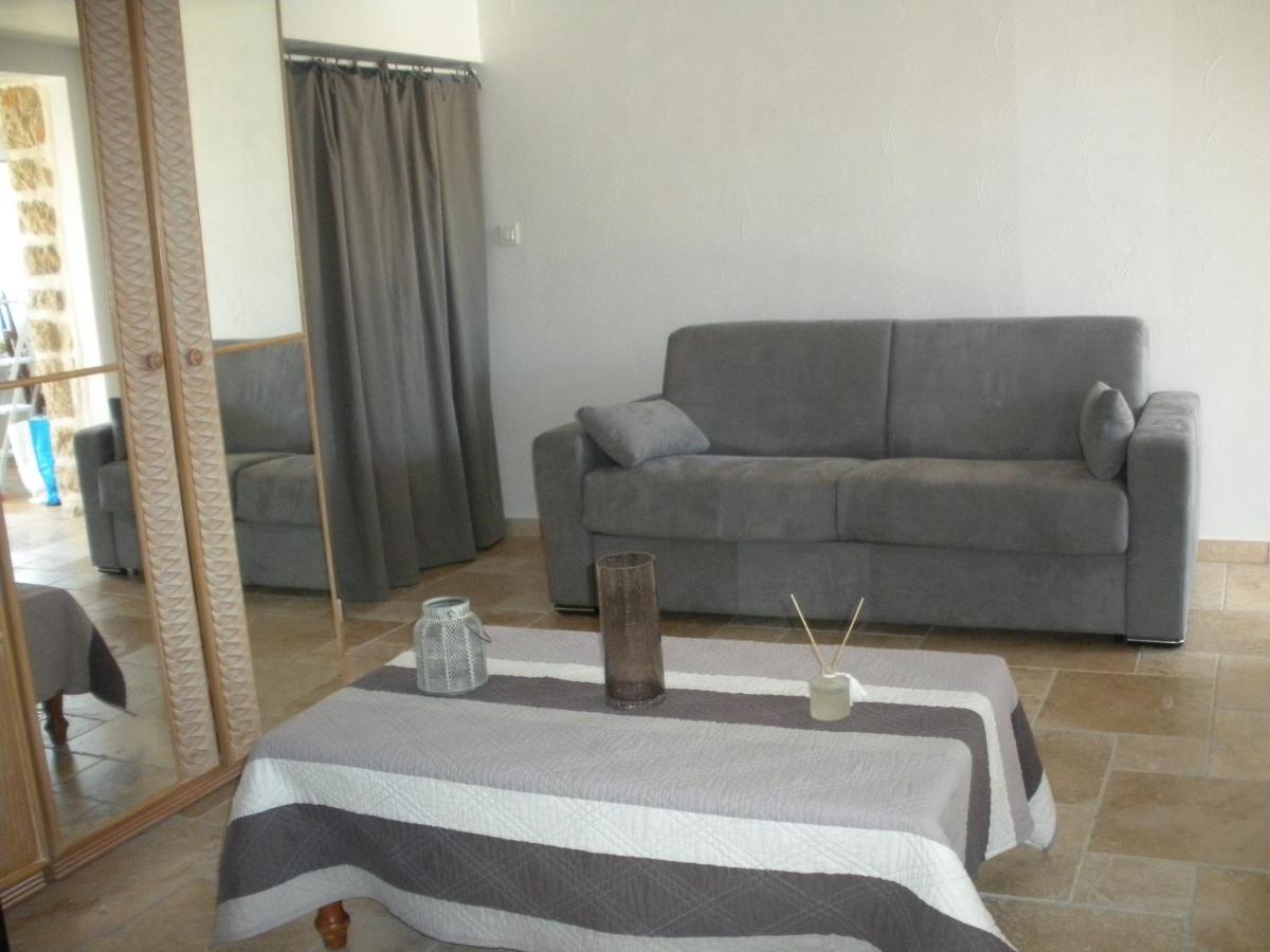 Villa Jalna Chambre, Suites Et Appartement Roquefort Les Pins Dış mekan fotoğraf