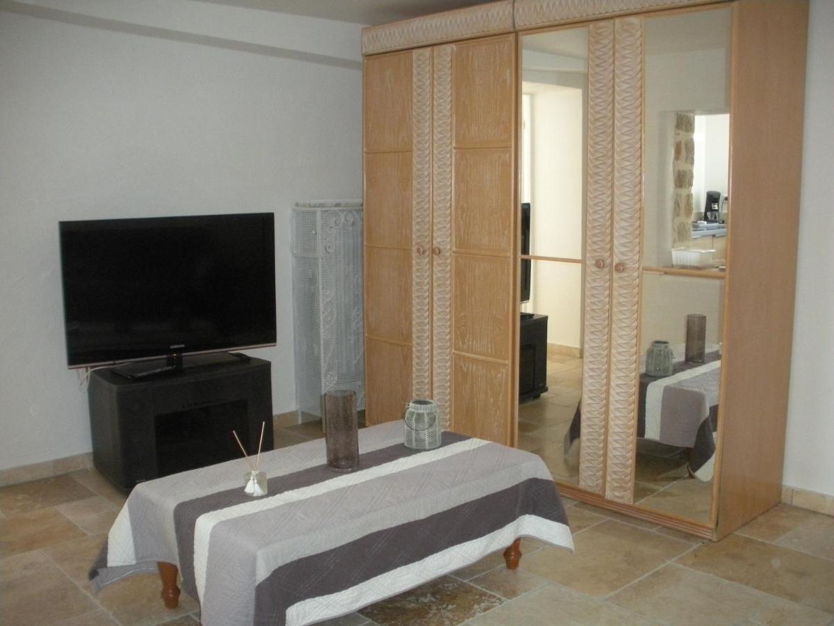 Villa Jalna Chambre, Suites Et Appartement Roquefort Les Pins Dış mekan fotoğraf